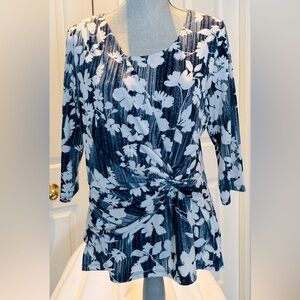 LAURA Petites Floral Faux Wrap Top- Sz LP
